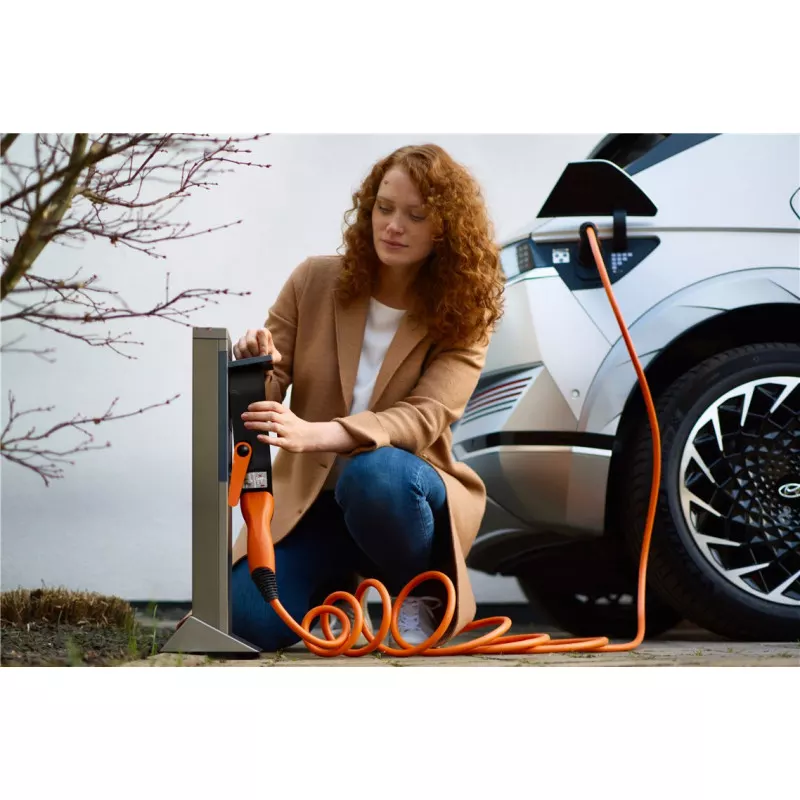 HELIX Komfort-Ladekabel Typ 2, bis zu 7,4 kW, 5 m, orange 