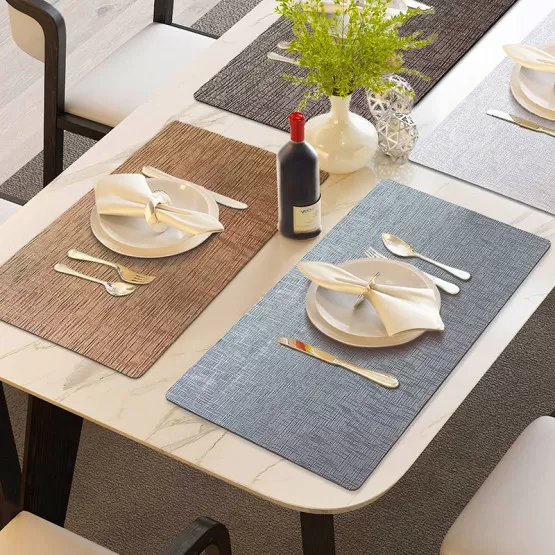INF 6-teiliges Set Metallstruktur Leder Tischset
